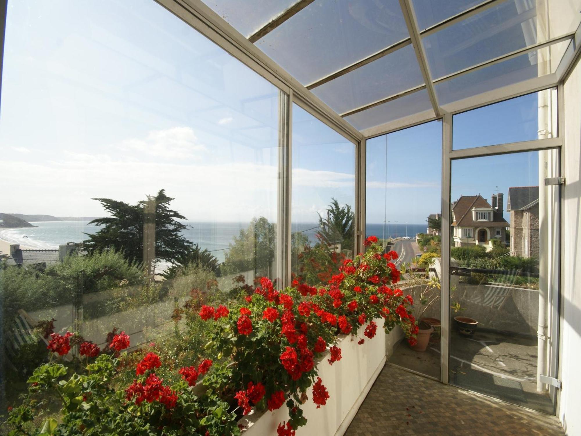 Beautiful Holiday Home With Sea View In Erquy Extérieur photo